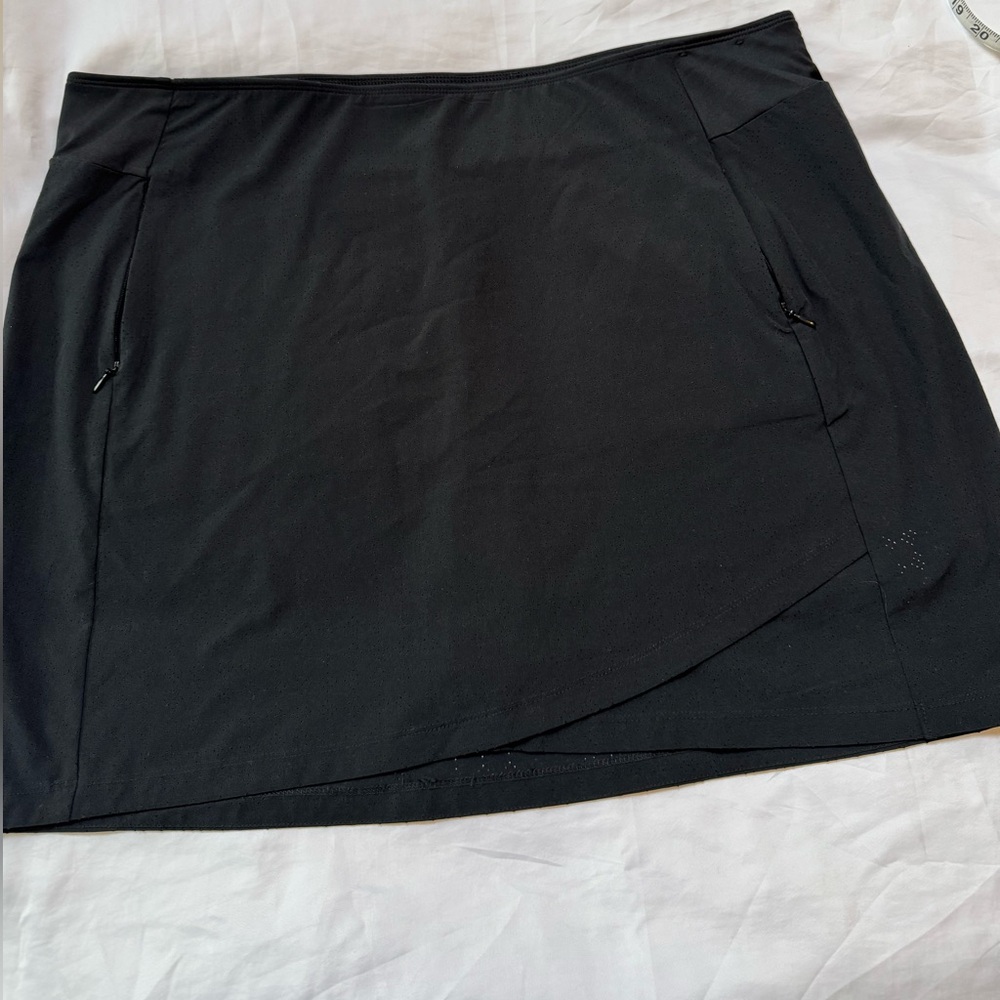 Callaway Opti-Dri athletic golf skort in size XXL (women’s).